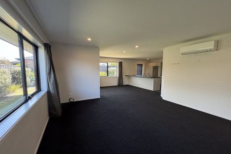 Photo of property in 6 Hartford Crescent, Rolleston, 7615