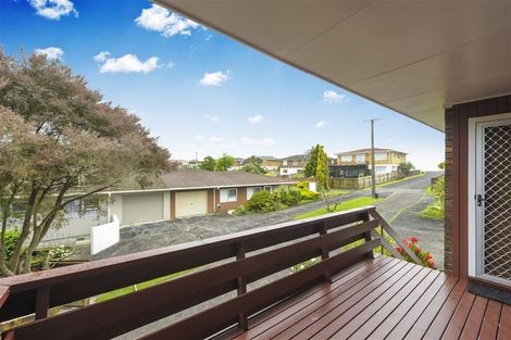 Photo of property in 4210a/2 Great North Road, Glendene, Auckland, 0602