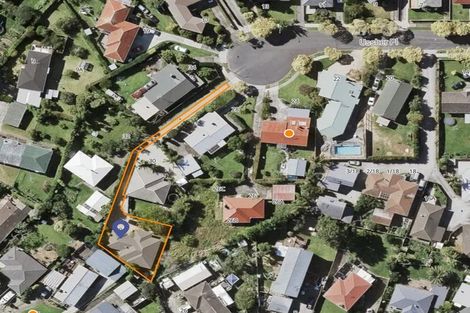 Photo of property in 30a Ussher Place, Pakuranga Heights, Auckland, 2010