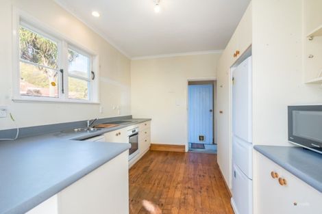 Photo of property in 15 Melvill Grove, Waterloo, Lower Hutt, 5011