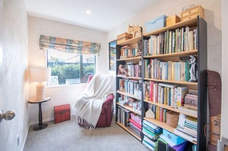 Photo of property in 165 Peverel Street, Riccarton, Christchurch, 8041