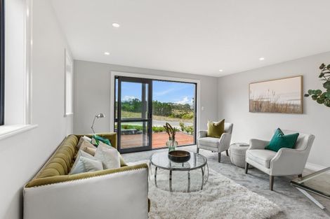Photo of property in 7 Halcyon Bay Lane, Wainui, 0992