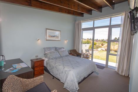 Photo of property in 2 Lochinver Avenue, Lake Tekapo, 7999