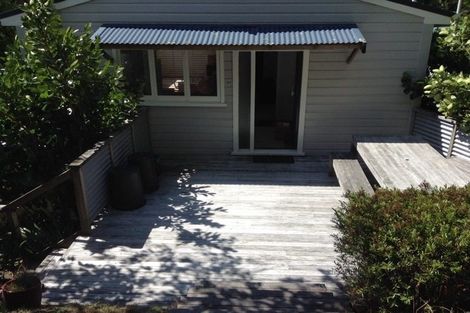 Photo of property in 15a Governor Road, Northland, Wellington, 6012