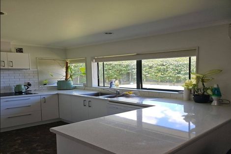 Photo of property in 33 Saint James Drive, Huntington, Hamilton, 3210