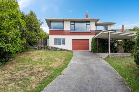 Photo of property in 52 Middleton Road, Kew, Dunedin, 9012