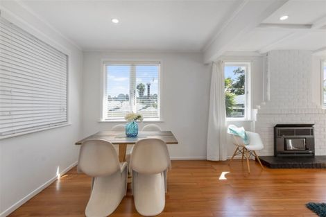 Photo of property in 68 Glen Road, Ranui, Auckland, 0612