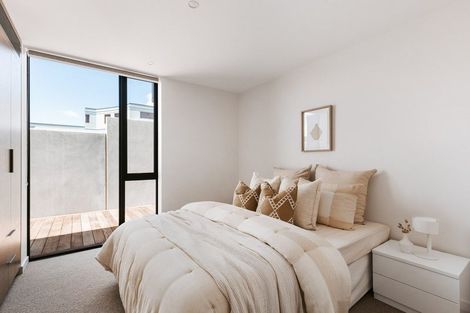 Photo of property in 124b Marine Parade, Mount Maunganui, 3116