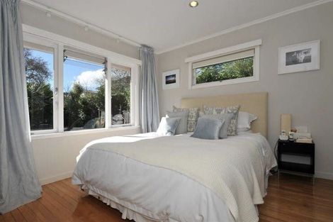 Photo of property in 1 Pine Ridge Terrace, Hauraki, Auckland, 0622