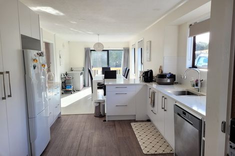 Photo of property in 89 Solar Road, Glen Eden, Auckland, 0602