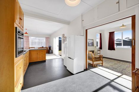 Photo of property in 62 Gisborne Terrace, Opunake, 4616