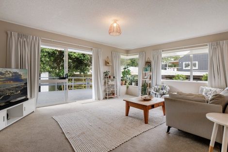 Photo of property in 1335b Papamoa Beach Road, Papamoa Beach, Papamoa, 3118