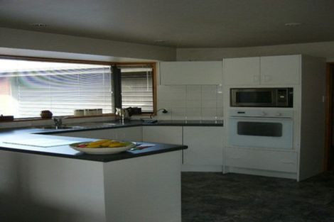 Photo of property in 1a Glenys Place, Broomfield, Christchurch, 8042