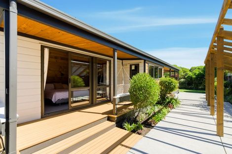 Photo of property in 2/238 Estuary Road, South New Brighton, Christchurch, 8062
