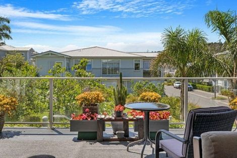 Photo of property in 37 Landmark Terrace, Orewa, 0931