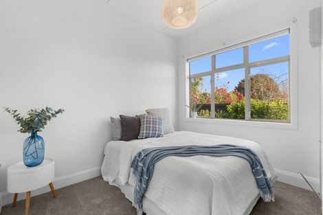 Photo of property in 24 Riverview Street, Beckenham, Christchurch, 8023