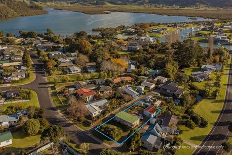 Photo of property in 66 Robinson Road, Whitianga, 3510