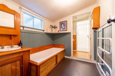 Photo of property in 2 Coulter Place, Geraldine, 7930