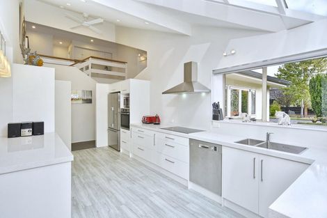 Photo of property in 9 Tangmere Place, Burwood, Christchurch, 8061