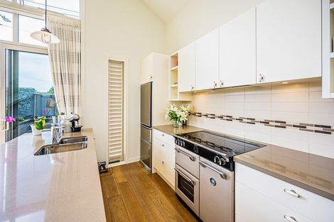 Photo of property in 9 Wharf Road, Albany, Auckland, 0632