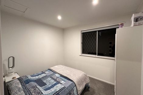 Photo of property in 2/111 Eskdale Road, Birkdale, Auckland, 0626