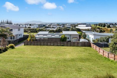 Photo of property in 18 Mangatawhiri Road, Omaha, 0986