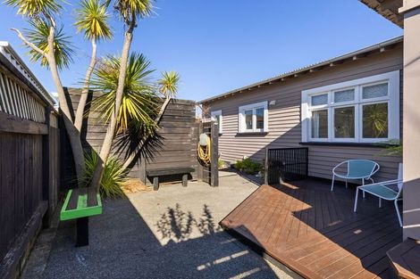Photo of property in 467 Featherston Street, Palmerston North, 4414