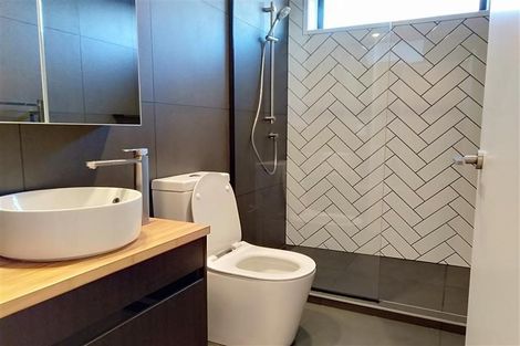 Photo of property in 4/169 Hobsonville Point Road, Hobsonville, Auckland, 0616