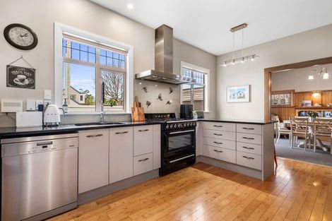 Photo of property in 2 Kenwyn Avenue, St Albans, Christchurch, 8052