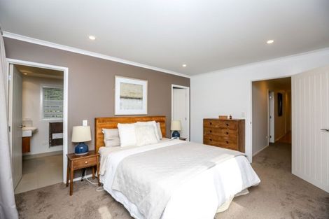 Photo of property in 3b Anderson Way, Highlands Park, New Plymouth, 4312