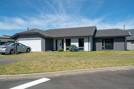 Photo of property in 120 Victory Drive, Wharewaka, Taupo, 3330