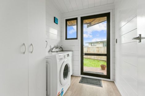 Photo of property in 9 Leeton Drive, Waipukurau, 4200