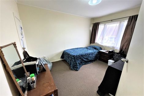 Photo of property in 3 Mackenzie Street, Te Atatu South, Auckland, 0610