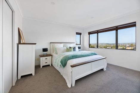 Photo of property in 230b Sturges Road, Henderson, Auckland, 0612