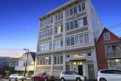 Photo of property in 15/37u Majoribanks Street, Mount Victoria, Wellington, 6011
