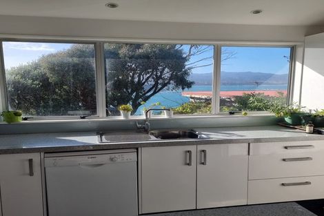 Photo of property in 105 View Road, Houghton Bay, Wellington, 6023