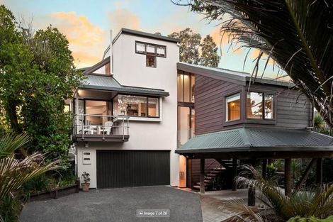 Photo of property in 7 View Road, Campbells Bay, Auckland, 0630