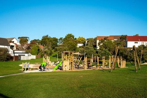 Photo of property in 1 Atwood Grove, Churton Park, Wellington, 6037