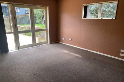 Photo of property in 17 De Havilland Drive, Goodwood Heights, Auckland, 2105