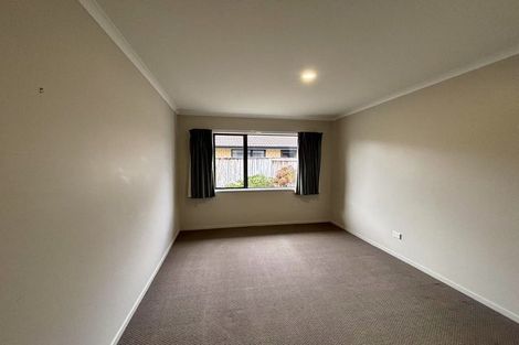 Photo of property in 16 Somerton Drive, Huntington, Hamilton, 3210