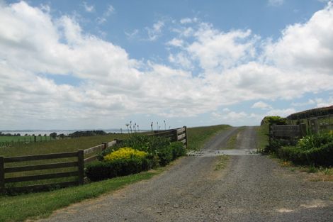 Photo of property in 73a Clark Road, Karaka, Papakura, 2580