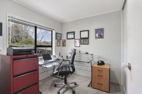 Photo of property in 9 Meynell Court, Glen Eden, Auckland, 0602