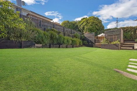 Photo of property in 15 Donovan Avenue, Massey, Auckland, 0614