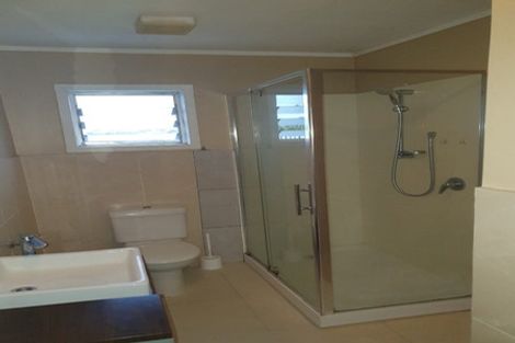 Photo of property in 38 Aurea Avenue, Pakuranga, Auckland, 2010