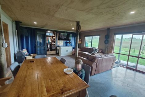 Photo of property in 378 Hursthouse Road, Tarurutangi, Inglewood, 4389