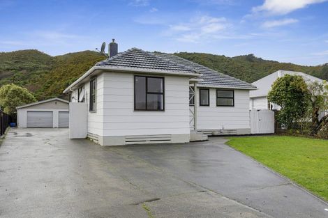 Photo of property in 104 Hewer Crescent, Naenae, Lower Hutt, 5011
