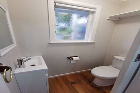 Photo of property in 141 Ennis Avenue, Pakuranga Heights, Auckland, 2010