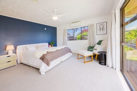 Photo of property in 78 Atherfold Crescent, Greenmeadows, Napier, 4112