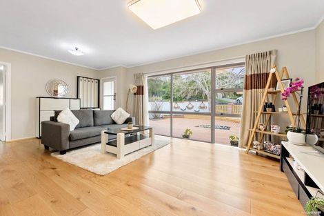 Photo of property in 16 Dellwood Avenue, Henderson, Auckland, 0612