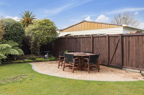 Photo of property in 14 Akron Grove, Totara Park, Upper Hutt, 5018